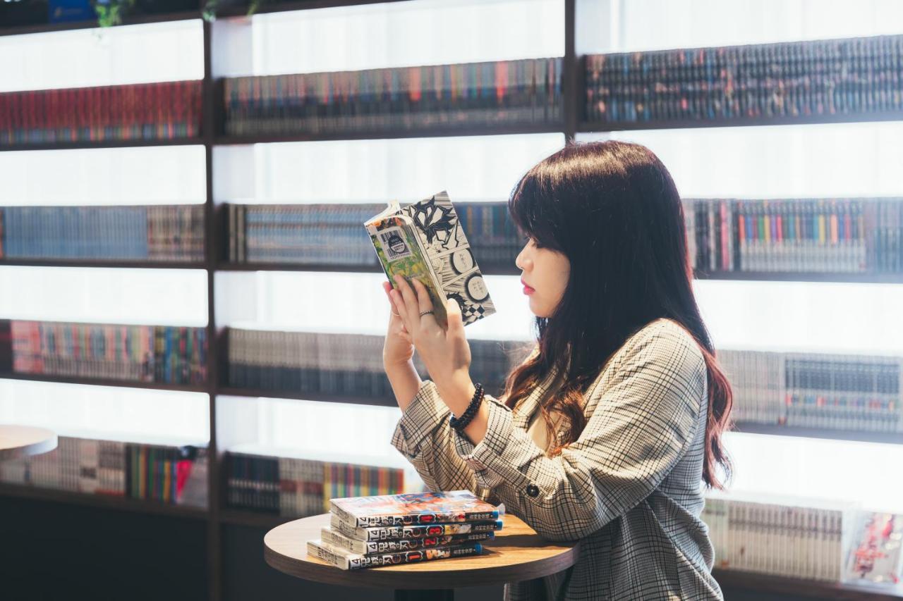 Quintessa Hotel Kokura Comic & Books Kitakyūshū Extérieur photo